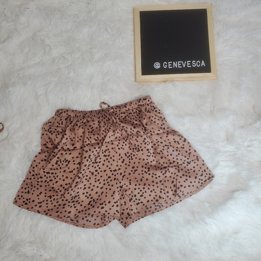 Chic bronze satiny PJs tank & shorts - Picture 5 of 8